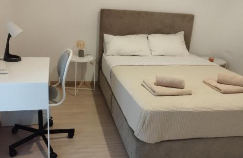 Larnaca Apartment | Maison Zenon Larnaca City Center apartments