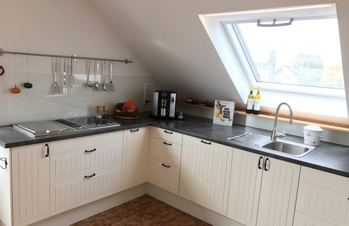 Nonnenhorn Apartment | Maisonette am See, 100 qm, Kamin, 2 Balkone, 1 Schlafzimmer, max. 2 Personen