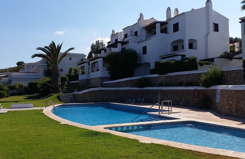 Coves Noves Apartment | Maisonette with Shared Pool and Panoramic Sea Views