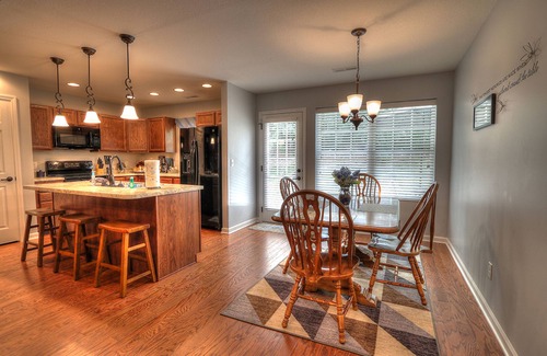 Pigeon Forge Cottage | Majestic Cove-Your Peaceful Retreat in the Heart of Pigeon Forge!