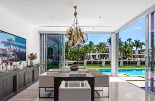Bermuda Riviera House | Majestic Luxurious Waterfront Villa w/Private Theater
