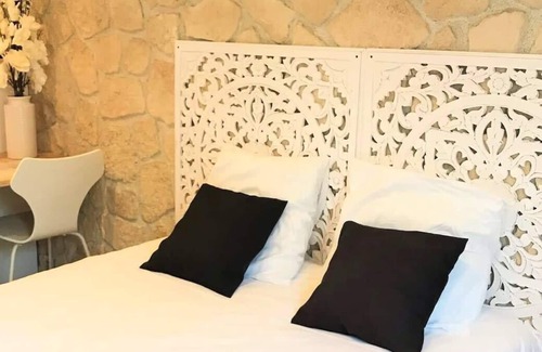 Ambilly Apartment | MajorBnB /Deco studio near Geneva with parking D1