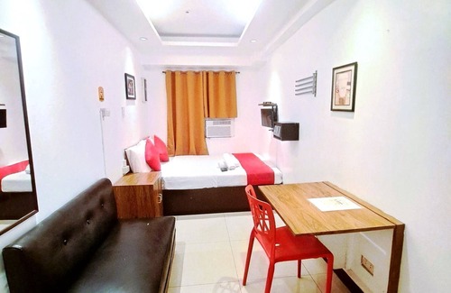 Downtown Hotel | Makati Poblacion Hotel