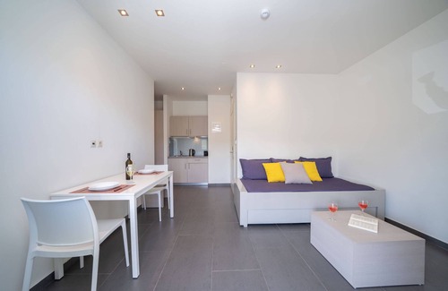 Lassi Apartment | Makris Yialos Apartments