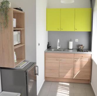 Osijek Apartment | MAKS Osijek Center, self check in, free parking