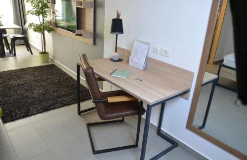 Osijek Apartment | MAKS Osijek Center, self check in, free parking