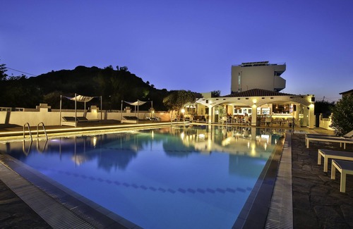 Faliraki Apartment | Malibu Boutique Studios
