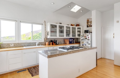 Malibu House | Malibu Coastal Corral Canyon Home