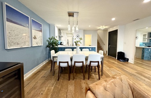 Eastern Malibu House | Malibu Luxury Beachfront Gallery + Private Beach Access
