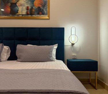 F-6 Sector Apartment | Mall of Islamabad-F7-Luxury Suites