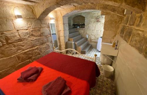 Floriana Apartment | Malta's Naughtiest Cabaret