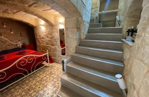 Floriana Apartment | Malta's Naughtiest Cabaret
