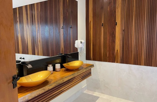 Siriuba House | Maluhia