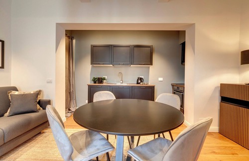 Sant' Ambrogio Apartment | Mamo Florence - La Badessa Apartment