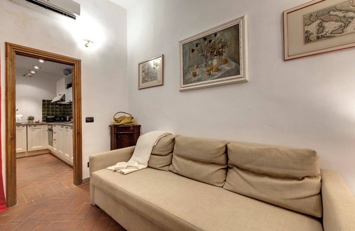 Santa Maria Novella Apartment | Mamo Florence - Ognissanti Apartment