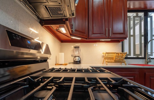Managua House | Managua, Newly Renovated, 5 Bedrooms 9 Beds, AC, Wifi, washer, dryer.