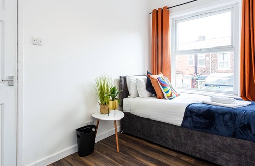 Belle Vue House | Manchester Guest House