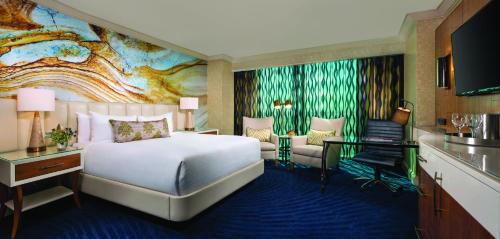Las Vegas Strip Resort | Mandalay Bay