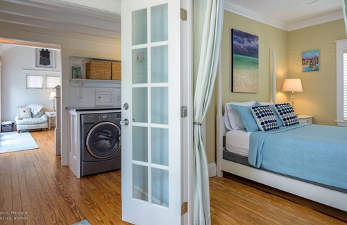 Old Town Cottage | Mango Cottage- 2 bedroom 2 bath with private pool