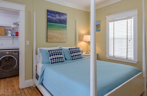 Old Town Cottage | Mango Cottage- 2 bedroom 2 bath with private pool