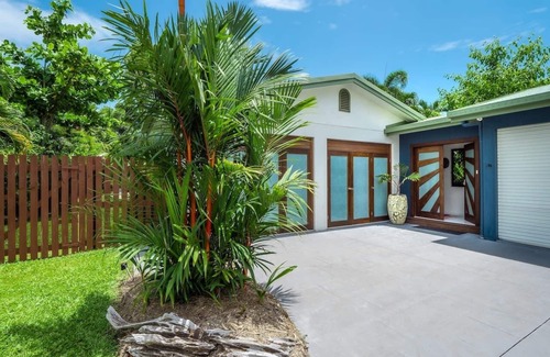 Clifton Beach Villa | Mango Wood Villa - Tropical Coastal Living