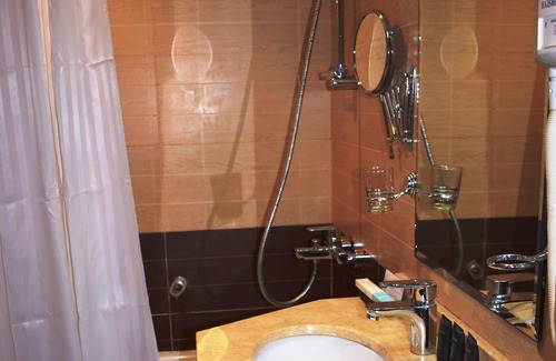 Al Mankhool Hotel | Manhattan Avenue Hotel