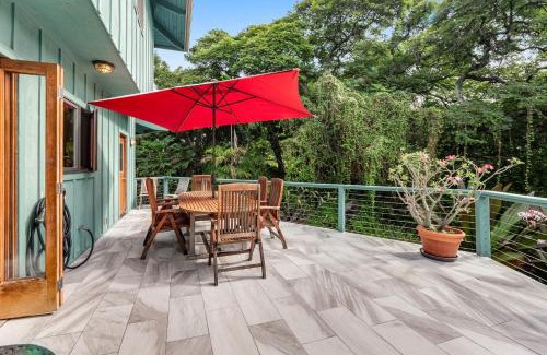 Honaunau-Napoopoo House | Manini Beachfront Getaway