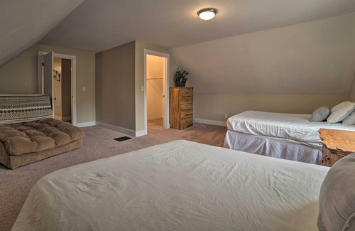 Manistee House | Manistee House < 1 Mile from Lake Michigan!