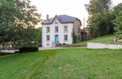 Saint-Moreil Villa | Manoir 4 * with private pool (fish) lake on about 4 hectares of park and garden