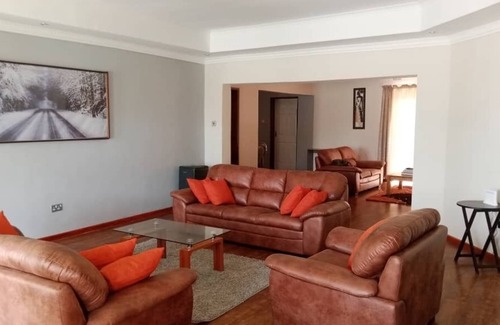 Lilongwe Bed & Breakfast | MANOLO