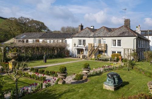 Dartmouth House | Manor Farmhouse