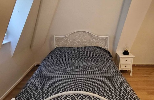 Saint-Just-d'Avray Bed & Breakfast | Manor house in a haven of peace in Haute Azergues.