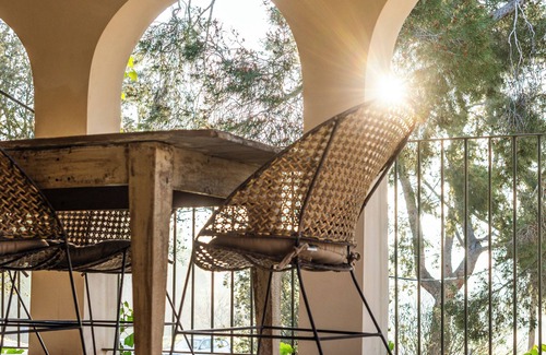 Subirats House | Manor house in a vineyard estate, 35' from Barcelona