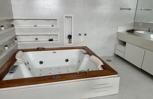 Sao Roque House | Mansão Casa Blanca em São Roque c/5 vagas garagem