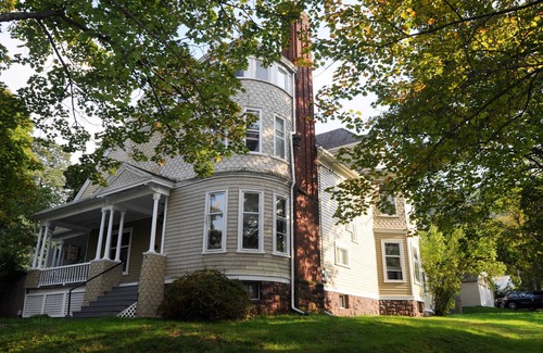 Corning Apartment | Mansion Suite, Peaceful Retreat, Experience Historic Charm in Spacious Comfort!