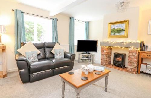 Keswick House | Maple Cottage
