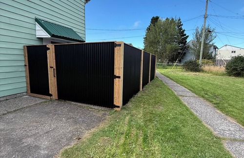 Masset House | Maple House