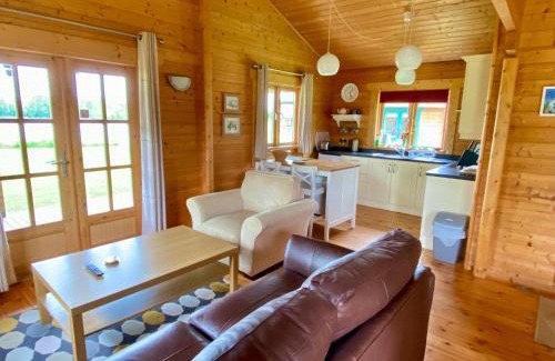 South Cerney Ski Chalet | Maple, Lake Pochard 1