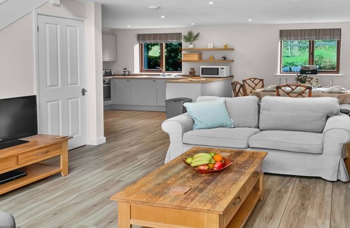 East Tisted Cottage | Maplescombe - a 3 bedroom cottage in Newton Valence near Alton
