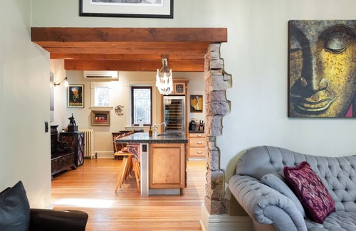 Mapleton Hill House | Mapleton Hill Luxury Mansion- Walk to Pearl Street and Hiking