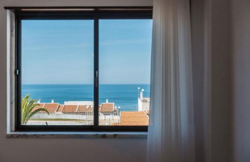 Praia de Santa Cruz Apartment | Mar do Pisão - Apartamento 2 quartos e vista mar