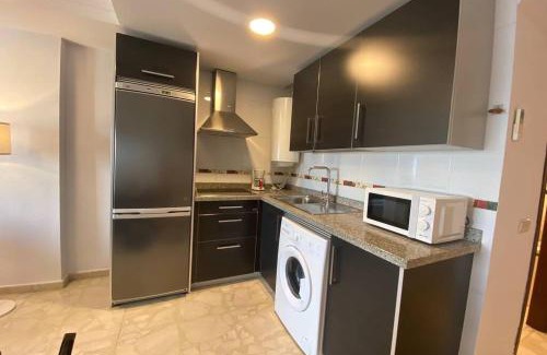 Caleta de Velez Apartment | Maravilloso apartamento en primera linea de playa con vistas al mar en Caleta de Vélez 2 D