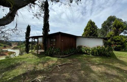 El Penol Ski Chalet | Maravilloso Chalet en el Penol Antioquia Guatape