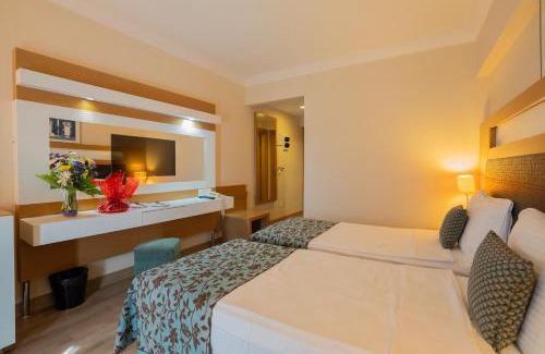 Kusadasi Hotel | Marbel Hotel by PalmWings