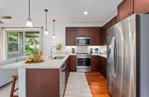 Makaha Valley House | @ Marbella Lane - Pōmaika'i Ocean Love Nest