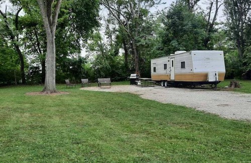 Marblehead House | Marblehead Camper 200 Yards From Water!