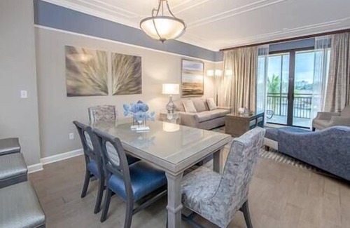 Marco Island Hotel | Marco Sunset Cove Resort, Pool, Hot Tub, Beach