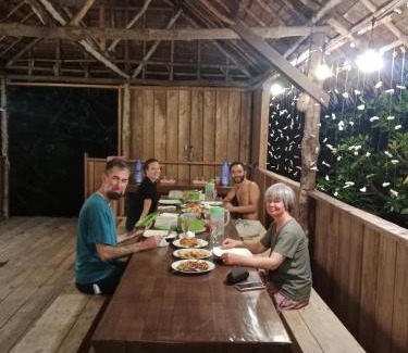 Pulau Fam House | Mares Homestay-Raja Ampat