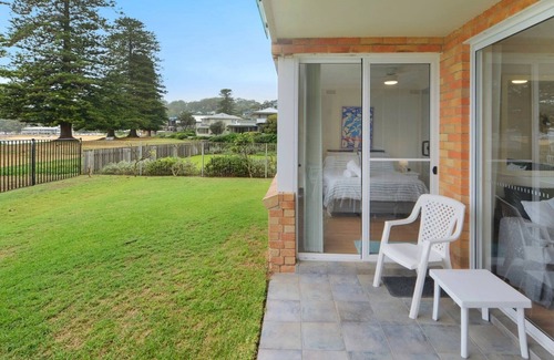 Avoca Beach Apartment | Marese 2 - Beachfront Unit