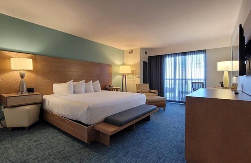 East Biloxi Hotel | Margaritaville Resort Biloxi
